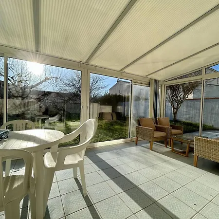 Villa 3 Pieces Oleron 6 Couchages - D'oleron Ddo000-114 *